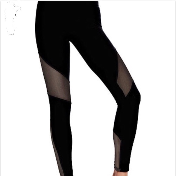 PINK Victoria's Secret Pants - PINK ultimate Mesh leggings